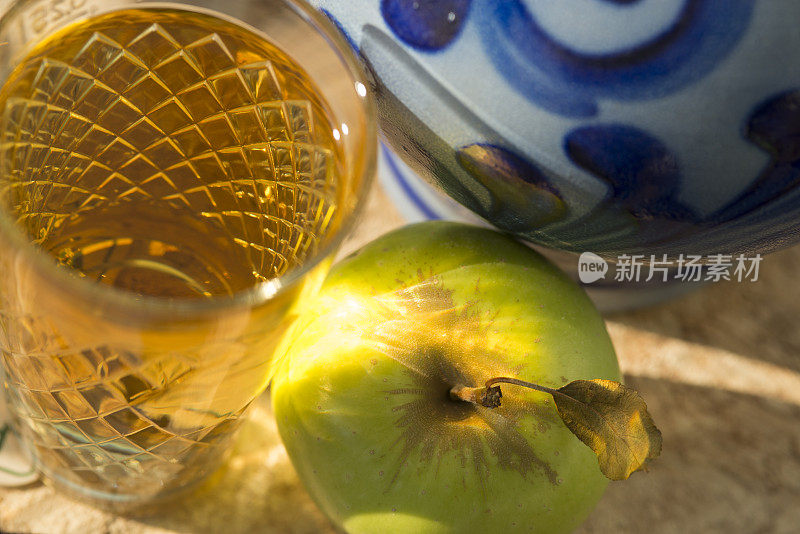 Hessian苹果酒苹果汁和Jug, Bembel Apfelsaft